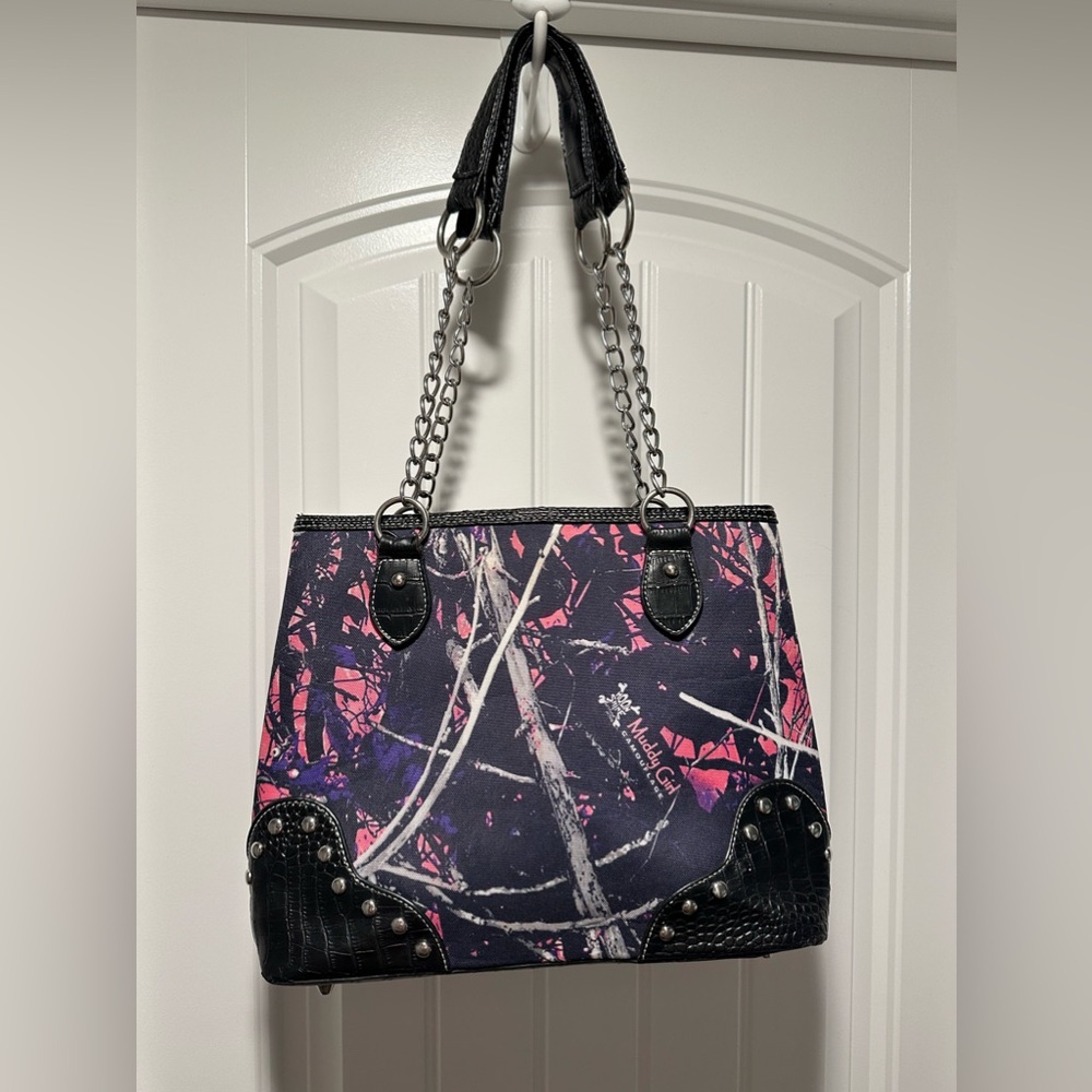 Muddy Girl Pink Camouflage Concealed Carry Purse